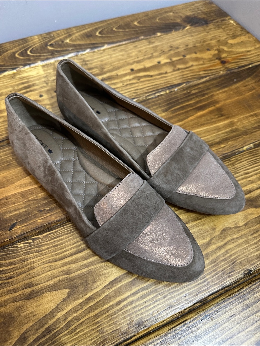 Birdies Women Size 9 The Blackbird Oak Shimmer Tan Suede Loafers Shoes